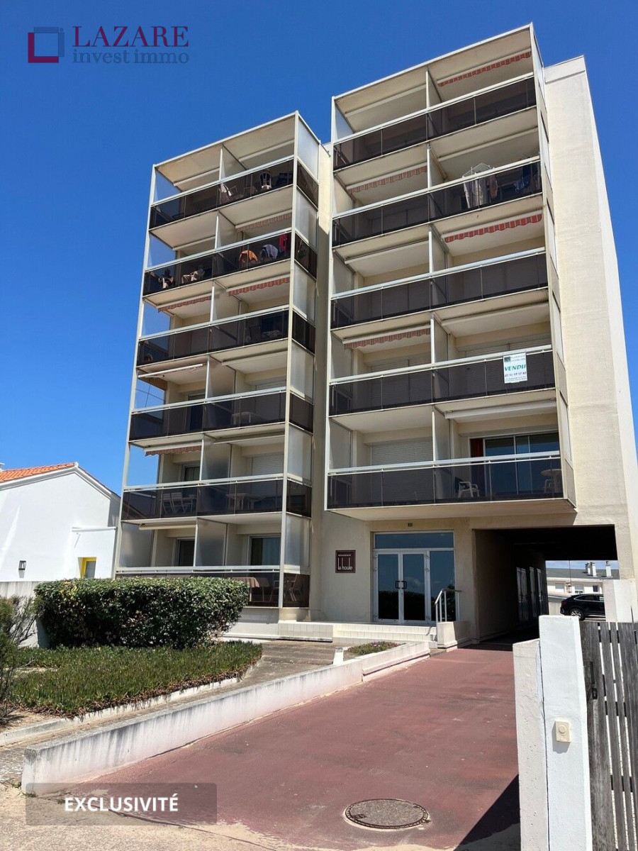 
                                                Vente
                                                 A VENDRE APPARTEMENT T3 AVEC VUE SUR MER