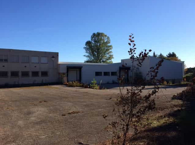 
                                                Vente
                                                 À vendre - bâtiment agroalimentaire de 3 480 m² à Fontiers-Cabardès, dans l'Aude