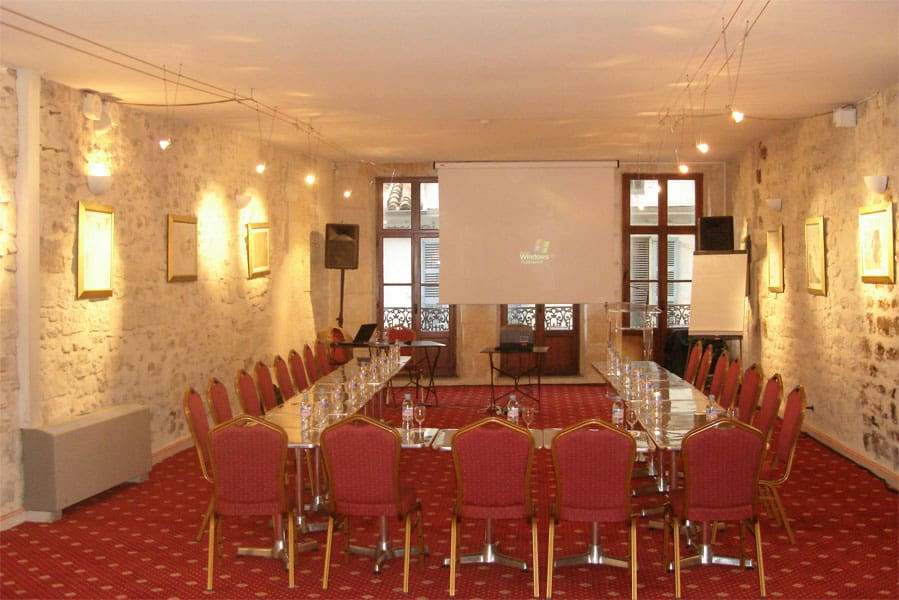 
                                                Vente
                                                 À vendre – Bâtiment d'exception à usage touristique dans le centre-ville d'Avignon – Vaucluse (84)