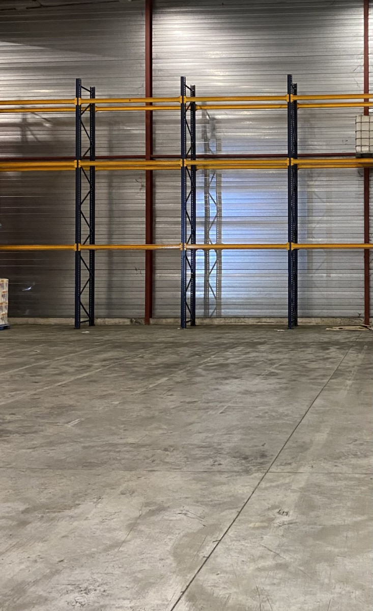 
                                                Vente
                                                 À vendre- Bâtiment industriel de 3490 m² à Domats- Yonne (89)