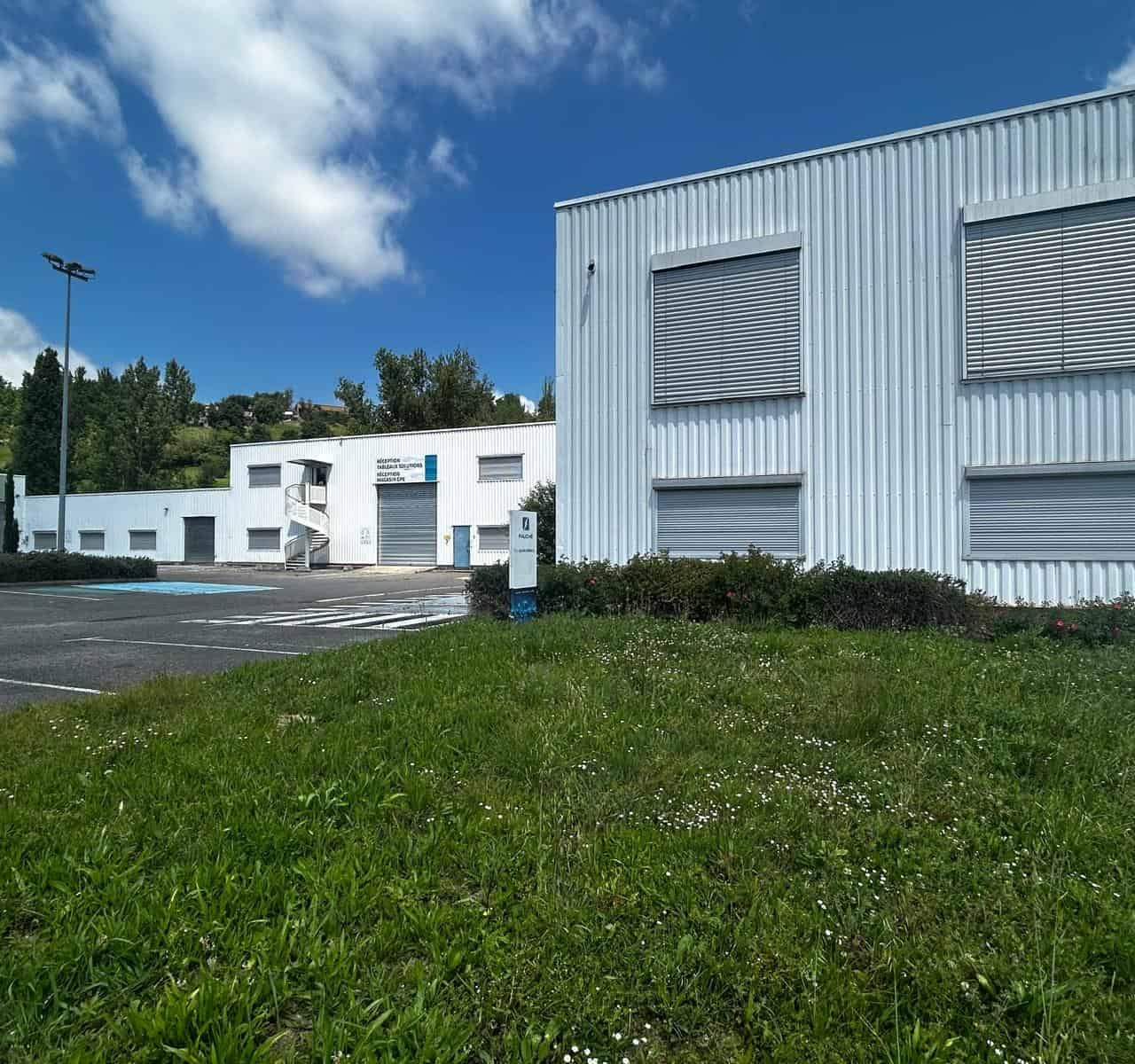 
                                                Vente
                                                 À vendre – Bâtiment industriel de 6 500 m² à Lafrançaise –  Tarn-et-Garonne (82)