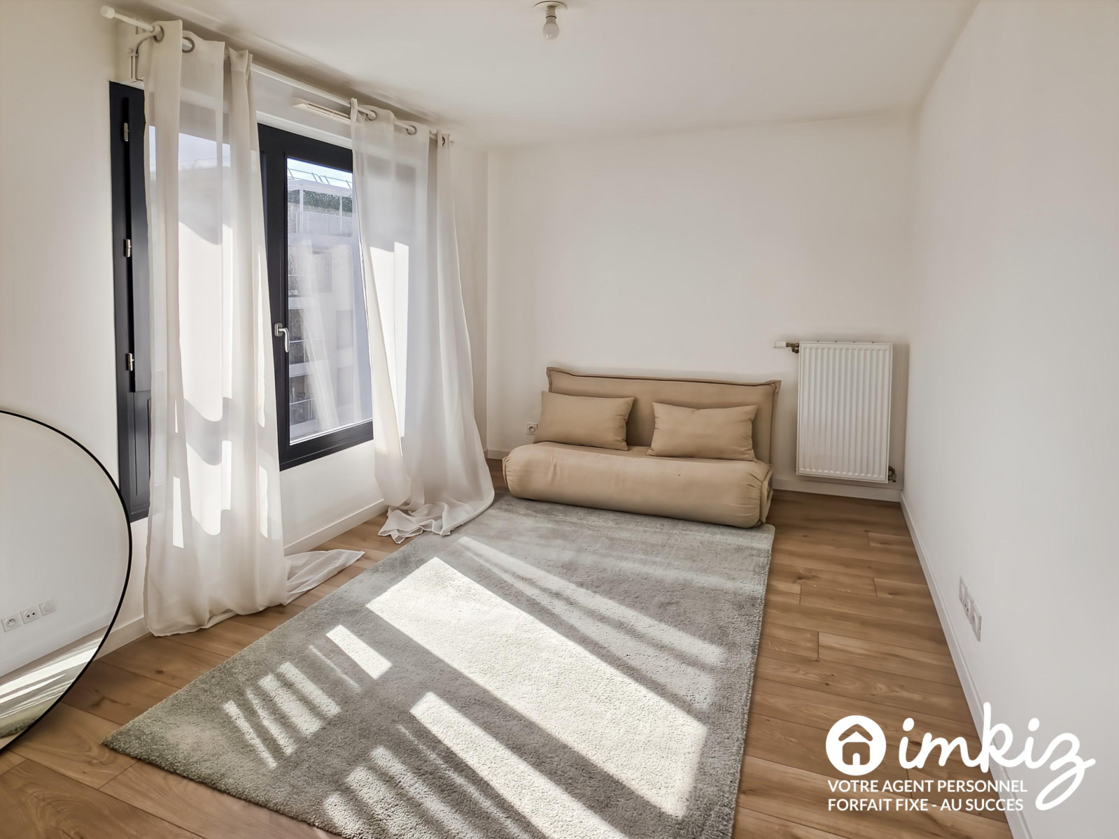 
                                                Vente
                                                 À vendre – Bel appartement 3 pièces, récent balcon