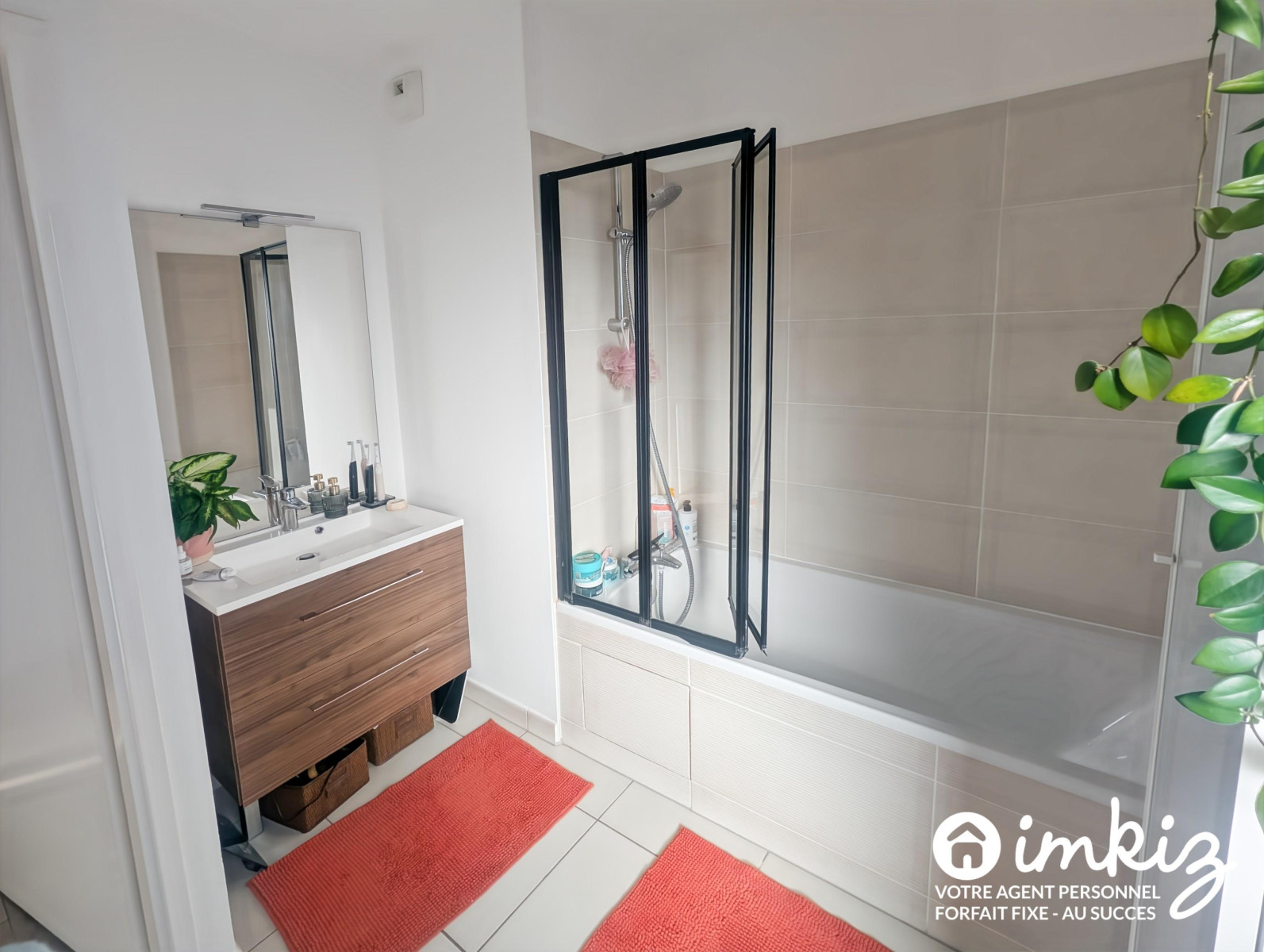 
                                                Vente
                                                 À vendre – Bel appartement 3 pièces, récent balcon