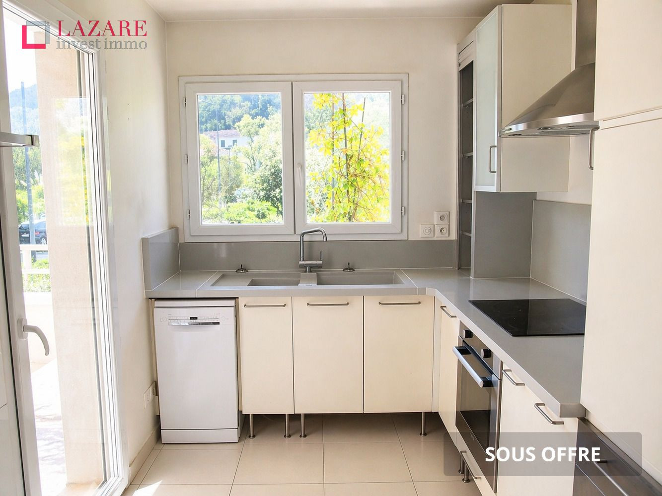 
                                                Vente
                                                 A VENDRE BEL APPARTEMENT T3 AVEC TERRASSE