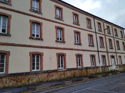 
                                                Vente
                                                 À vendre – Bureaux de 1 091 m² à Châlons-en-Champagne – Marne (51)