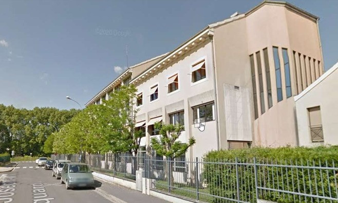 
                                                Vente
                                                 À vendre – Bureaux de 2 350 m² à Châlons-en-Champagne – Marne (51)