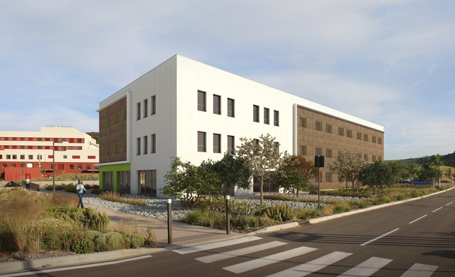 
                                                Vente
                                                 À vendre – Bureaux de 40 à 800 m² au sein du Technoparc Pech Perry à Montredon-des-Corbières – Aude