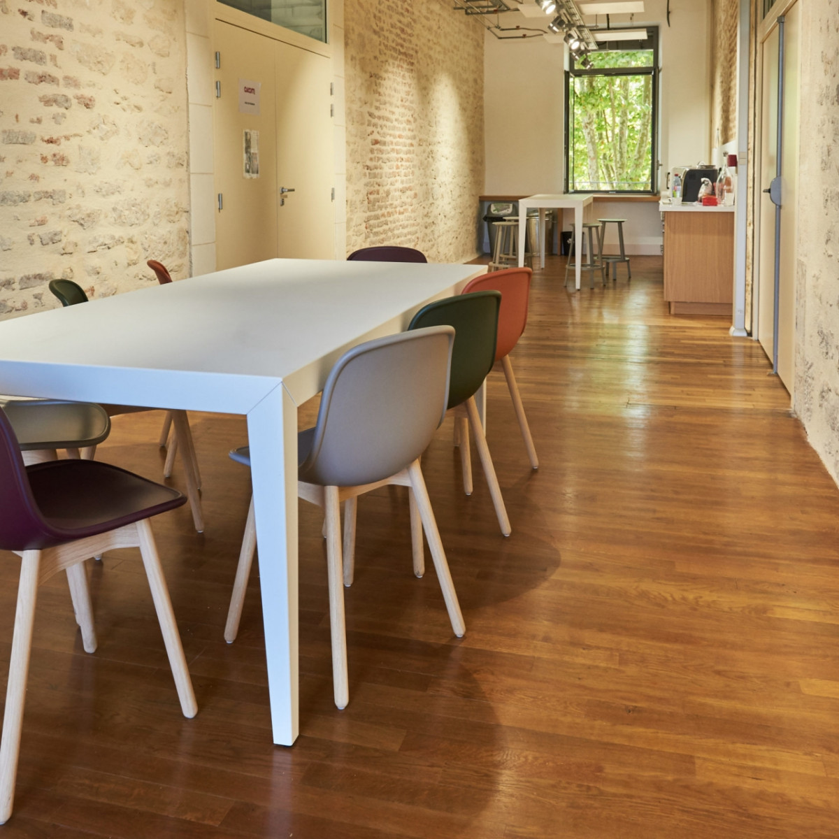 
                                                Location
                                                 À vendre - Bureaux de 6 500 m² à Nevers