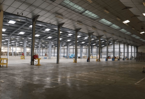 
                                                Vente
                                                 À vendre – Entrepôt logistique de 12 100 m² à Aire-Sur-La-Lys – Pas-de-Calais (62)