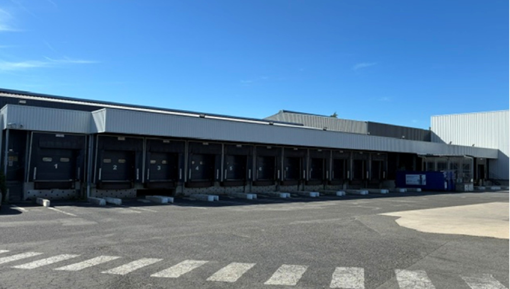 
                                                Vente
                                                 À vendre – Entrepôt logistique de 7 356 m² à Châteauneuf-sur-Loire – Loiret (45)