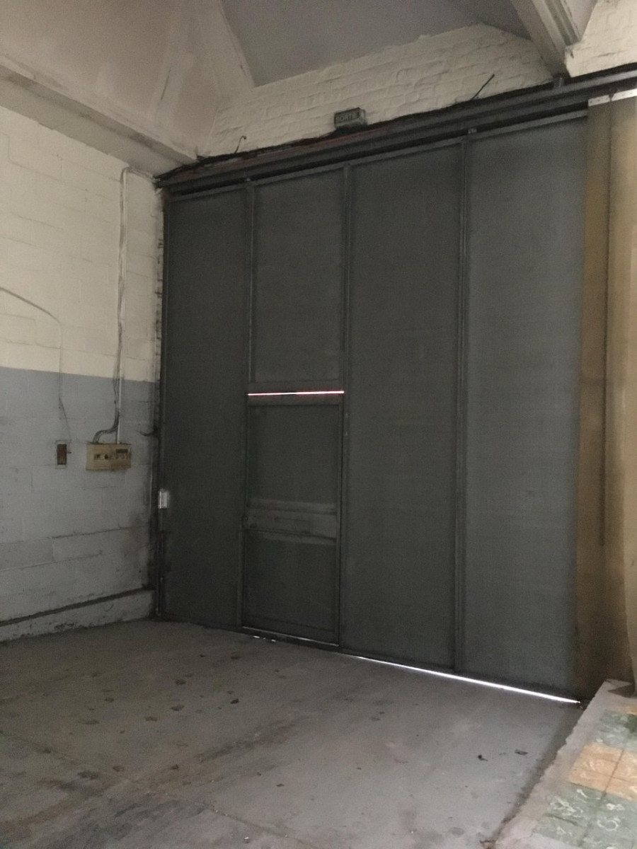 
                                                Vente
                                                 À vendre – entrepôt non divisible de 1 010 m² à Roubaix
