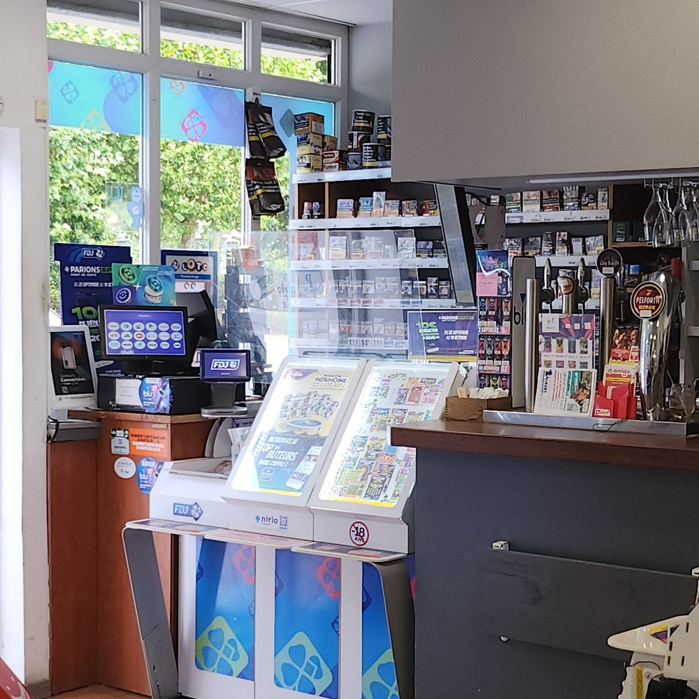 
                                                Vente
                                                 ✨ À VENDRE – Fonds de commerce Bar/Restaurant