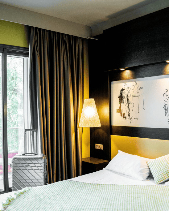 
                                                Vente
                                                 À vendre- Hôtel 3 étoiles de 35 chambres dans le secteur de Ventoux - Vaucluse Provence (84)