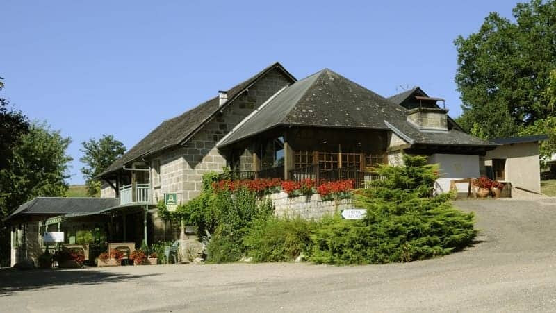 
                                                Vente
                                                 À vendre – Hôtel de 21 chambres proche de Brive la Gaillarde – Corrèze (19)