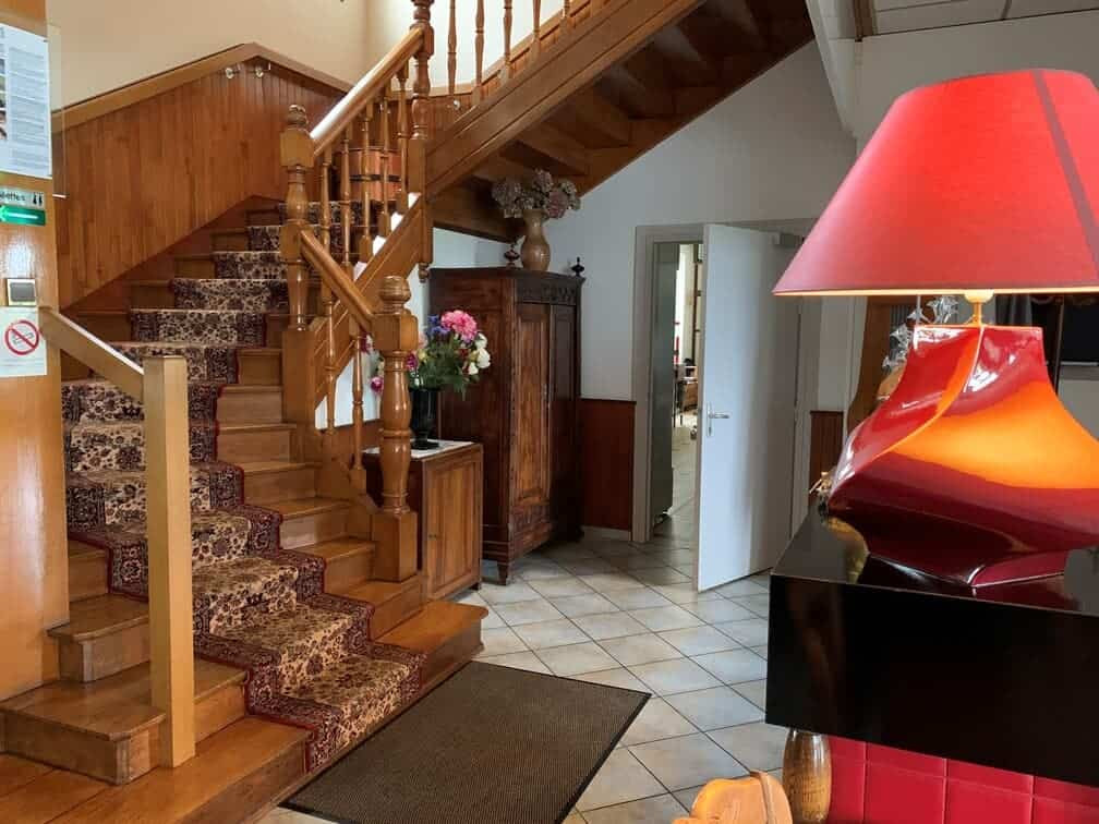 
                                                Vente
                                                 À vendre - Hôtel-Restaurant 2 étoiles de 16 chambres à Seilhac - Corrèze (19)