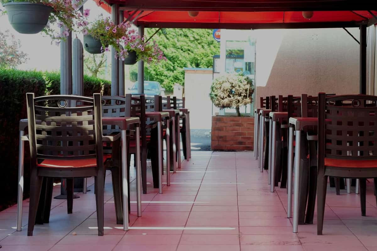 
                                                Vente
                                                 À vendre - Hôtel-restaurant 2 étoiles de 35 chambres à Vouziers - Ardennes (08)