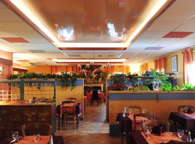 
                                                Vente
                                                 À vendre - Hôtel-restaurant 2 étoiles de 35 chambres à Vouziers - Ardennes (08)