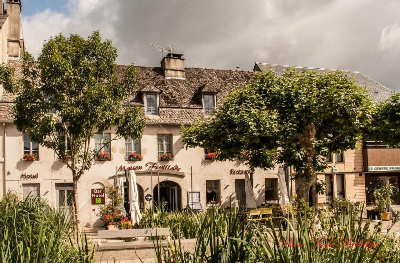 
                                                Vente
                                                 À vendre - Hôtel-restaurant de 100 couverts et 15 chambres à Argentat-sur-Dordogne - Corrèze (19)