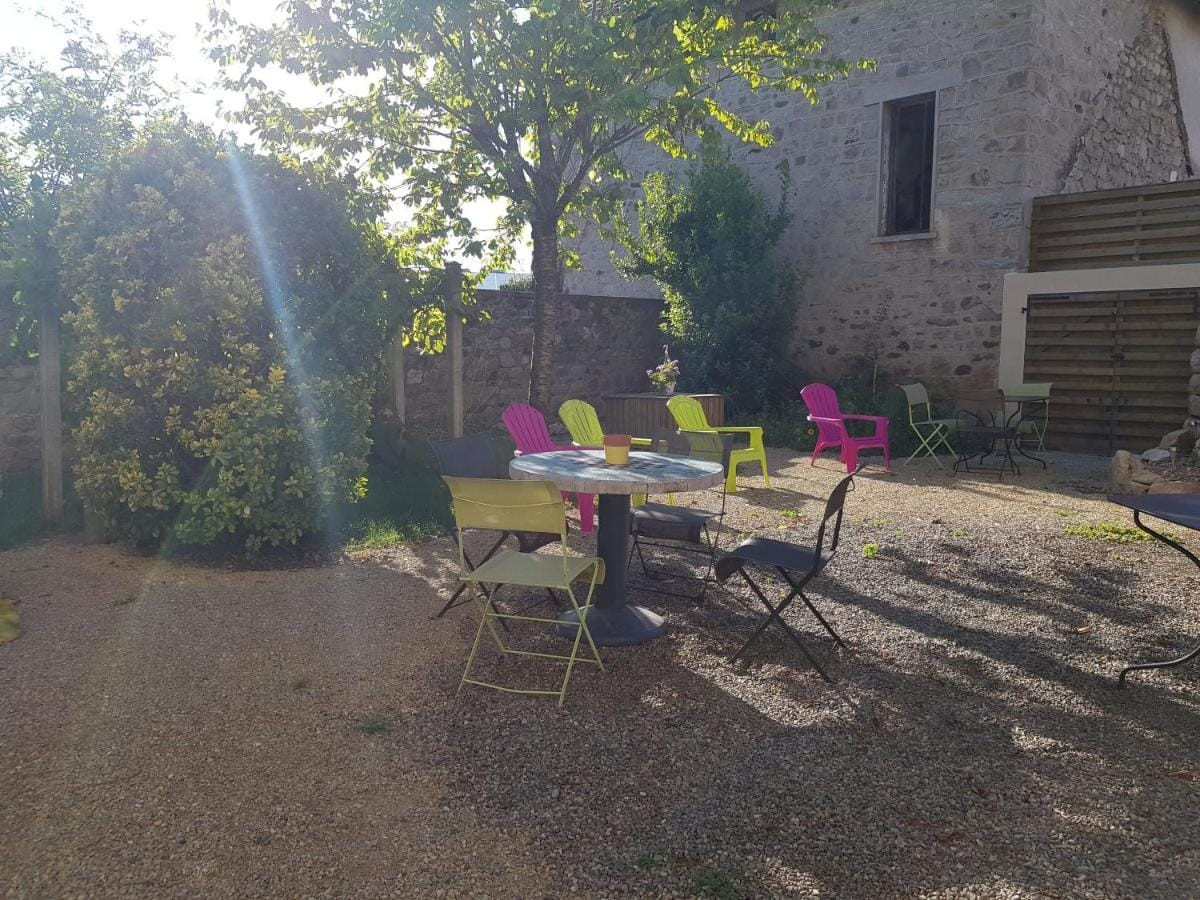 
                                                Vente
                                                 À vendre - Hôtel-restaurant de 100 couverts et 15 chambres à Argentat-sur-Dordogne - Corrèze (19)