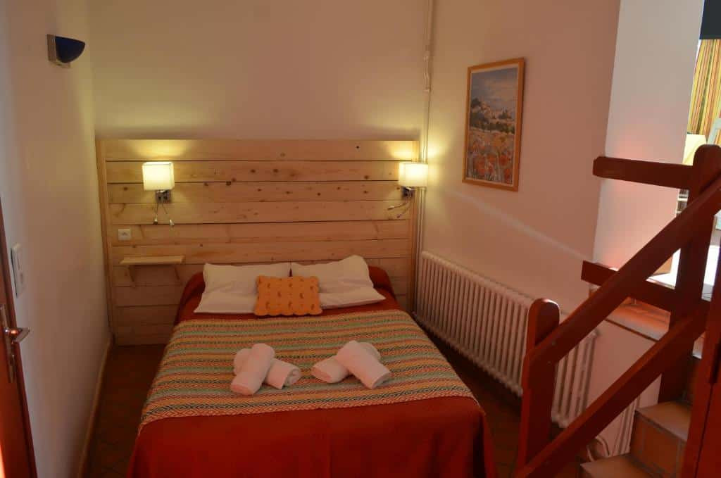 
                                                Vente
                                                 À vendre – Hôtel-Restaurant de 13 chambres et 50 couverts dans le Luberon – Vaucluse (84)