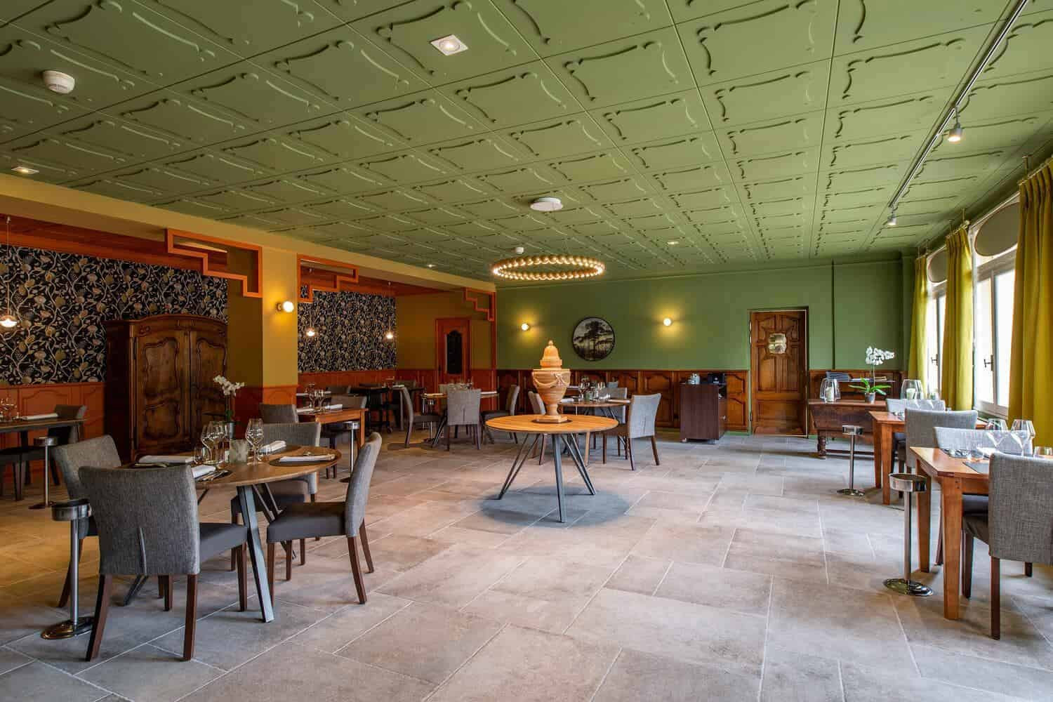 
                                                Vente
                                                 À vendre – Hôtel-Restaurant de 15 chambres et 60 couverts dans le Vaucluse (84)