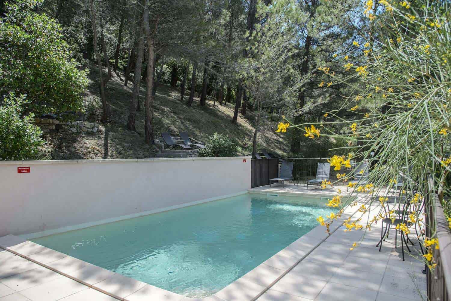 
                                                Vente
                                                 À vendre – Hôtel-Restaurant de 15 chambres et 60 couverts dans le Vaucluse (84)