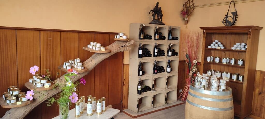 
                                                Vente
                                                 À vendre – Hôtel-Restaurant de 6 chambres et 70 couverts à Ceilhes-et-Rocozels – Hérault (34)