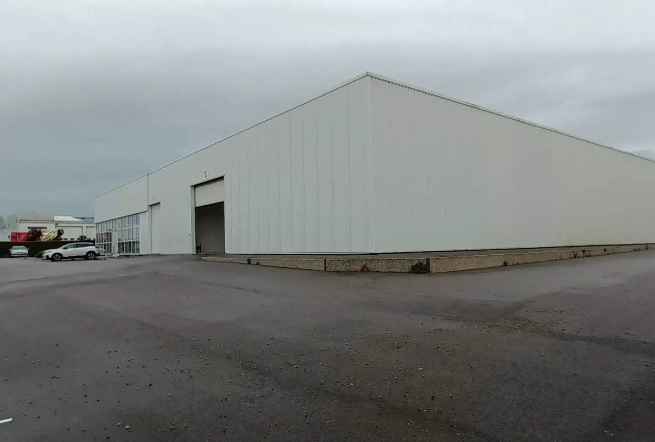 
                                                Vente
                                                 À vendre – Local d'activités de 2 607 m² à Saint-Romain-de-Colbosc – Seine-Maritime (76)