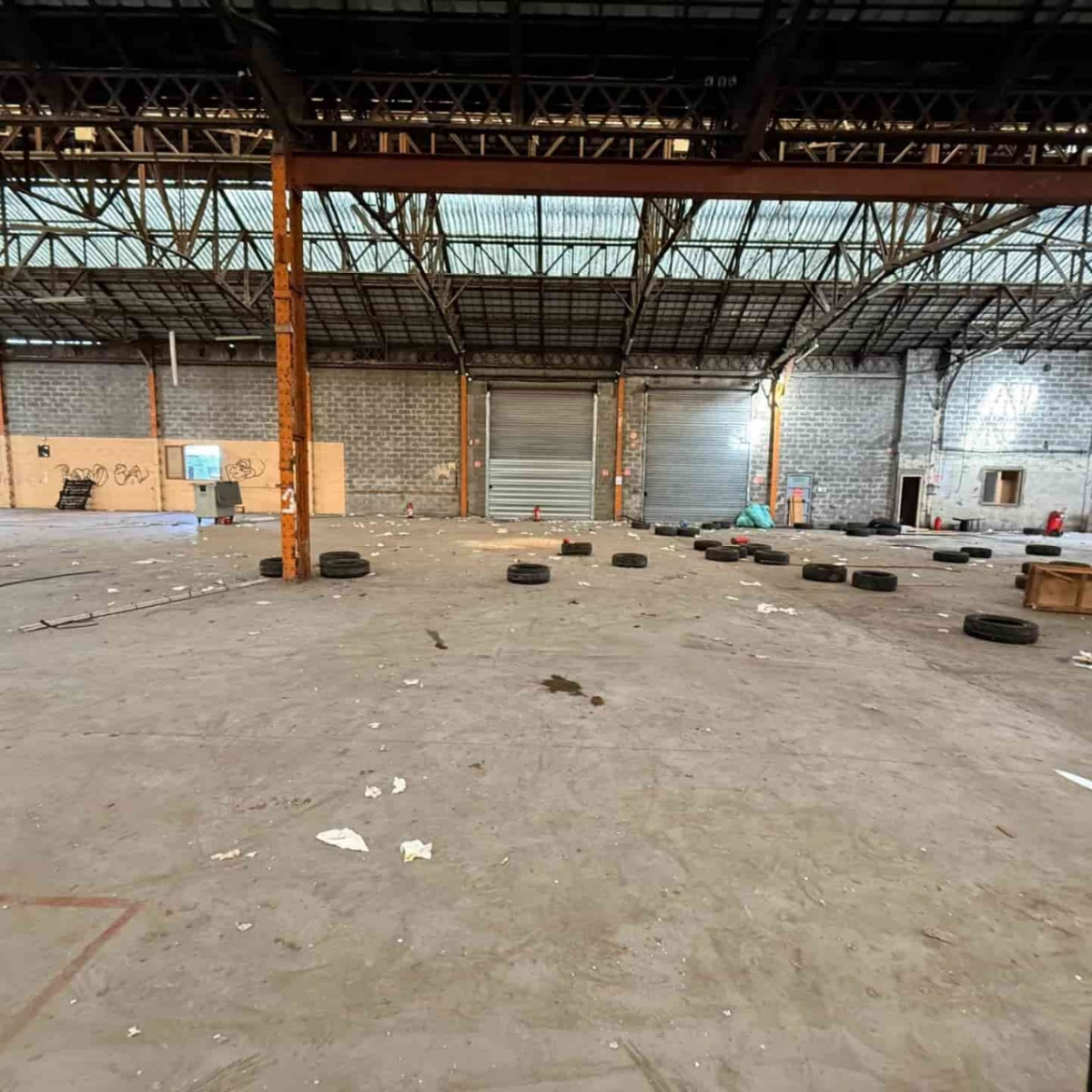 
                                                Vente
                                                 À vendre – Local d'activités de 2 857 m² au Havre – Seine-Maritime (76)