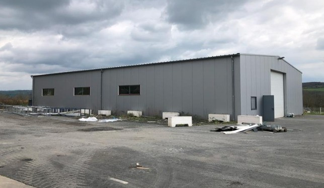 
                                                Vente
                                                 À vendre – Local d'activités de 4 358 m² à Réalmont – Tarn (81)