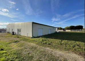 
                                                Vente
                                                 À vendre – Local d'activités de 632 m² à Saint-Memmie – Marne (51)