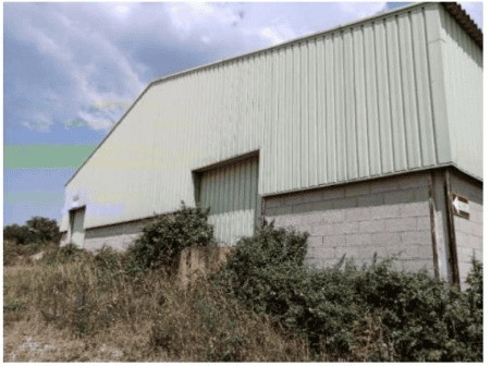 
                                                Vente
                                                 À Vendre – Local d'Activités de 990 m² à Vers-Pont-du-Gard – Gard (30)