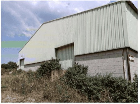 
                                                Vente
                                                 À Vendre – Local d'Activités de 990 m² à Vers-Pont-du-Gard – Gard (30)