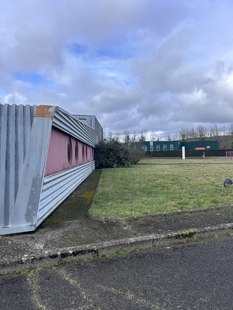
                                                Vente
                                                 À Vendre – Local Industriel de 1 550 m² à Joigny – Yonne (89)