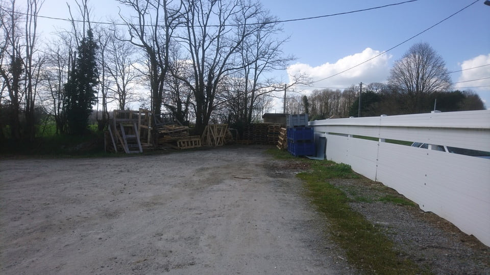 
                                                Vente
                                                 À vendre – Local Industriel de 1 900 m² proche de La Souterraine à Noth – Creuse (23)