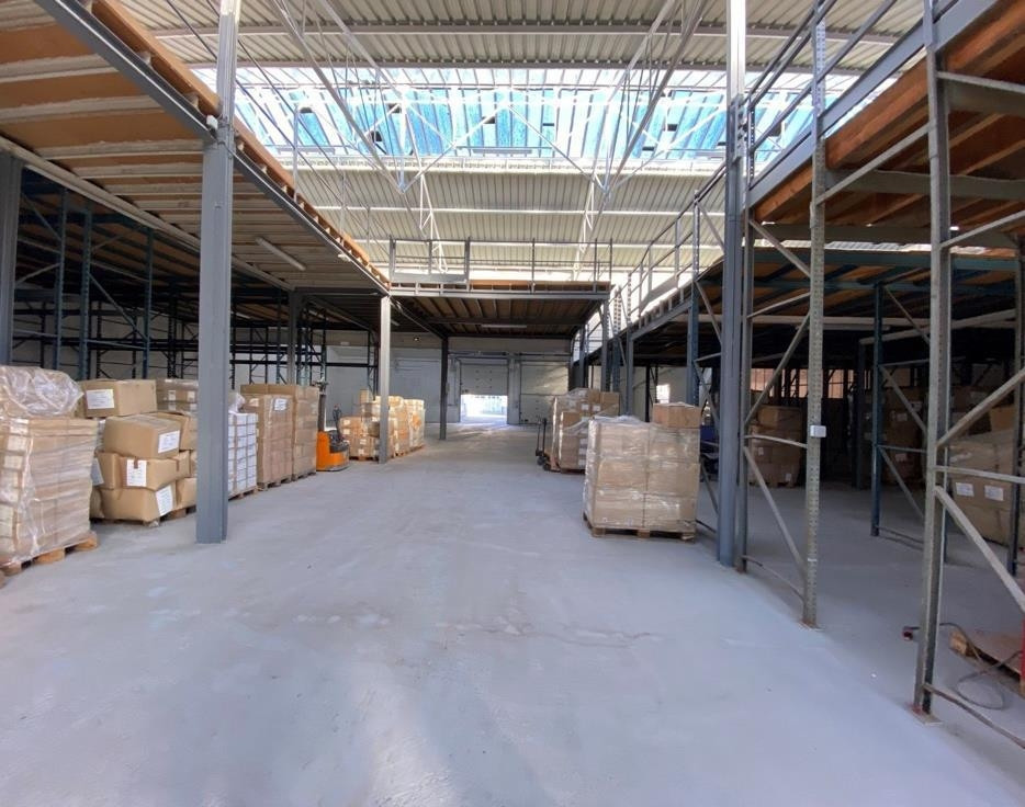 
                                                Vente
                                                 À vendre – Local industriel de 2 485,68 m² à Argenteuil – Val d'Oise (95)