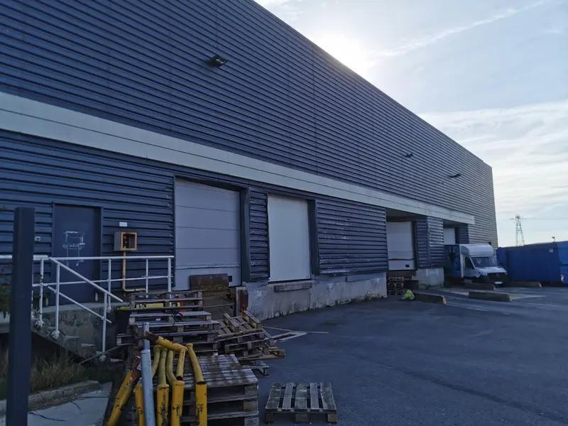 
                                                Vente
                                                 À vendre – Local industriel de 3 200 m² à Reims – Marne (51)