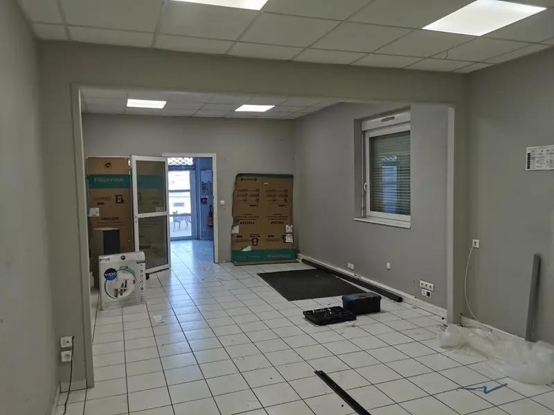 
                                                Vente
                                                 À vendre – Local industriel de 3 200 m² à Reims – Marne (51)