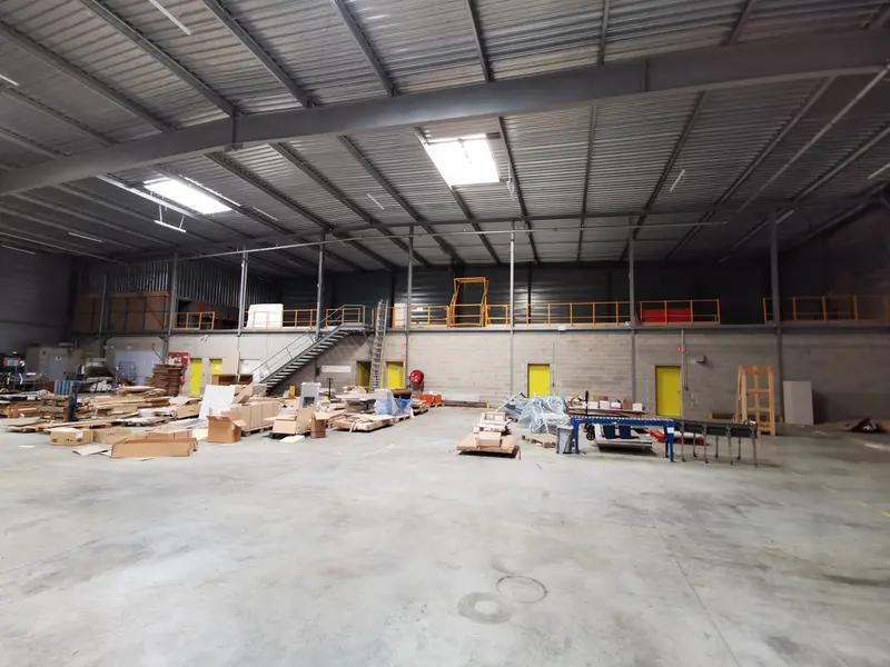 
                                                Vente
                                                 À vendre – Local industriel de 3 200 m² à Reims – Marne (51)