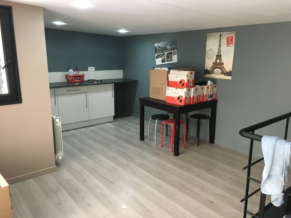 
                                                Vente
                                                 À vendre – locaux d'activités non divisibles de 289 m² à Tourcoing