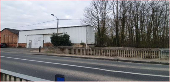 
                                                Vente
                                                 À vendre - locaux industriels non divisibles de 3 800 m² à Vendegies-sur-Écaillon à proximité de Val