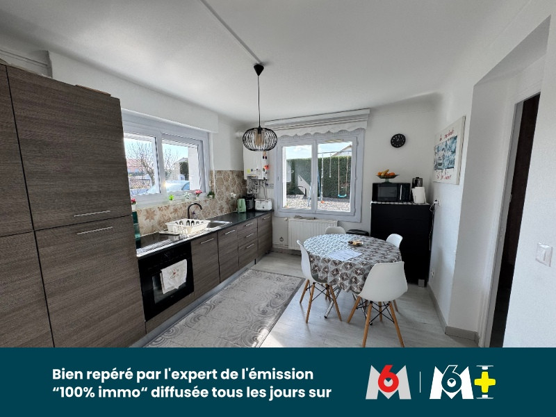 
                                                Vente
                                                 À vendre – Maison de 200 m² avec deux logements indépendants