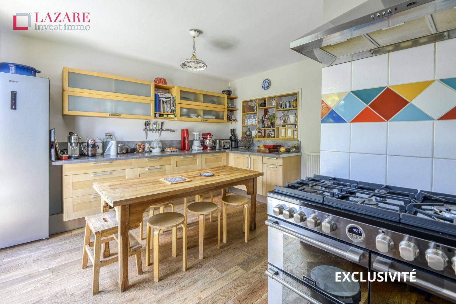 
                                                Vente
                                                 A VENDRE MAISON T9 NANTES (HAUTE MITRIE)