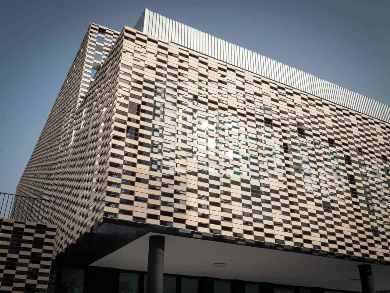 
                                                Location
                                                 À vendre ou à louer – 20 000 m² de bureaux divisibles à partir de 300 m² à Labège – Haute-Garonne (31)