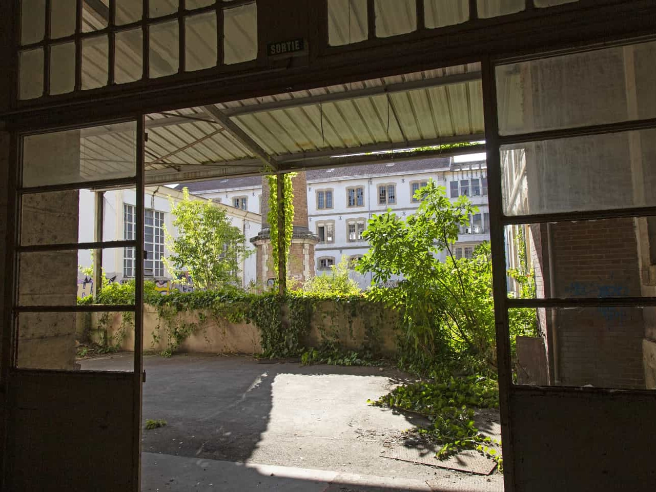 
                                                Vente
                                                 À vendre ou à louer – 48 000 m² de bureaux divisibles dans un espace entièrement rénové à Tonneins –