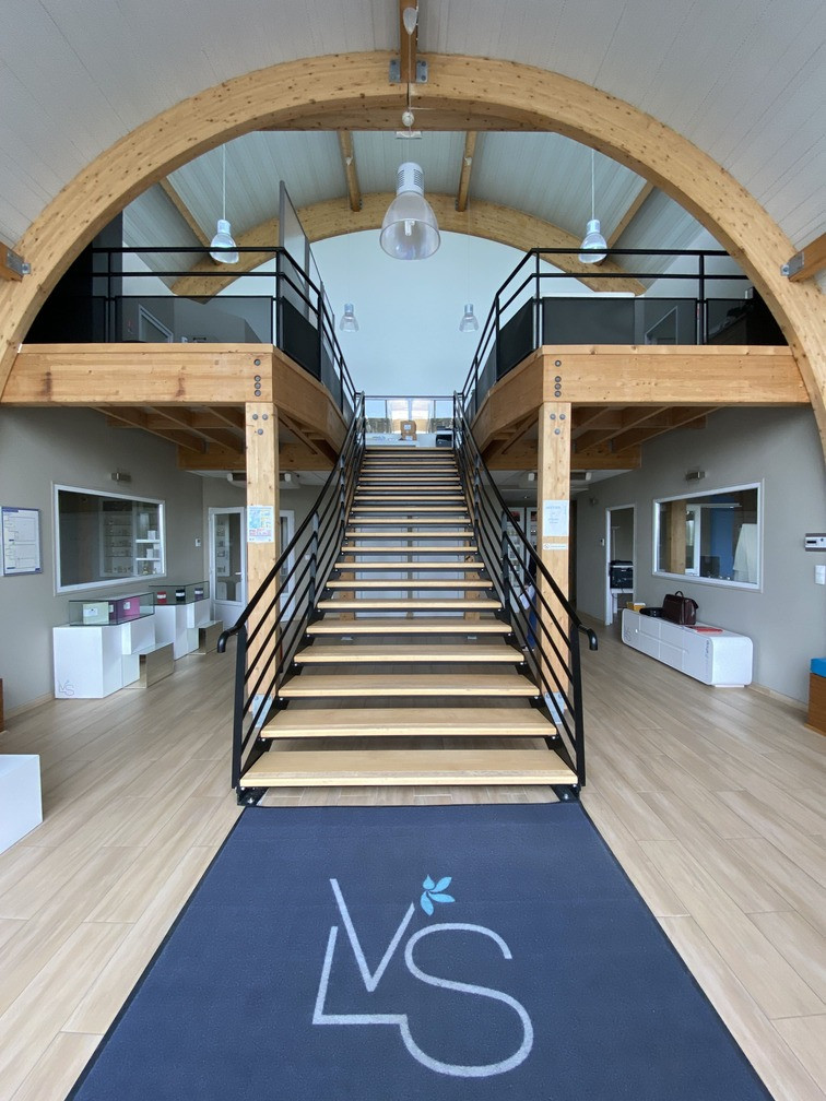 
                                                Vente
                                                 À vendre ou à louer – Bâtiment industriel de 1 200 m² à Bléneau – Yonne (89)