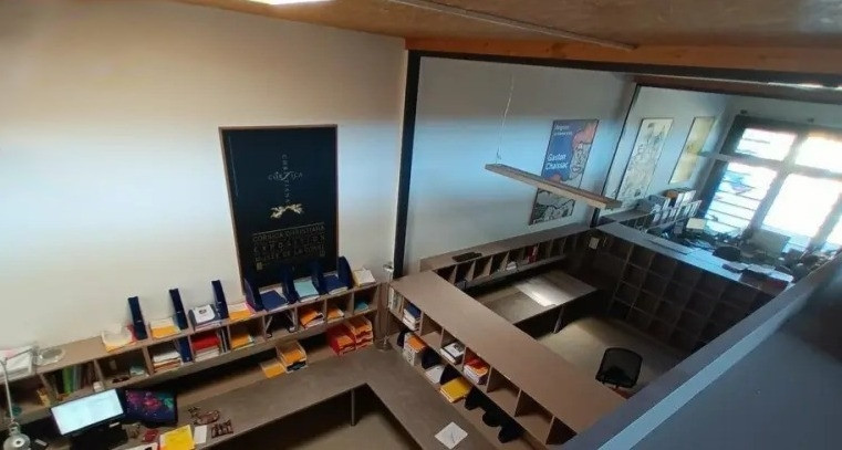 
                                                Vente
                                                 À vendre ou à louer – Bureaux de 304 m² à Avignon – Vaucluse (84)