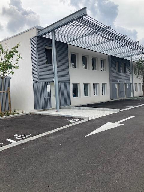 
                                                Location
                                                 À vendre ou à louer – Bureaux de 45 à 98 m² au sein du bâtiment Le Victoria à Agroparc – Vaucluse (84)