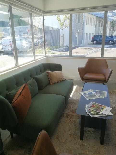 
                                                Location
                                                 À vendre ou à louer – Bureaux de 45 à 98 m² au sein du bâtiment Le Victoria à Agroparc – Vaucluse (84)