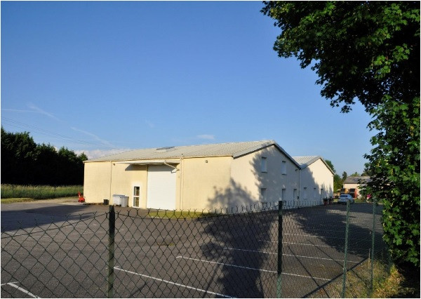 
                                                Location
                                                 À vendre ou à louer – Local d'activités de 654 m² à Clairac – Lot-et-Garonne (47)